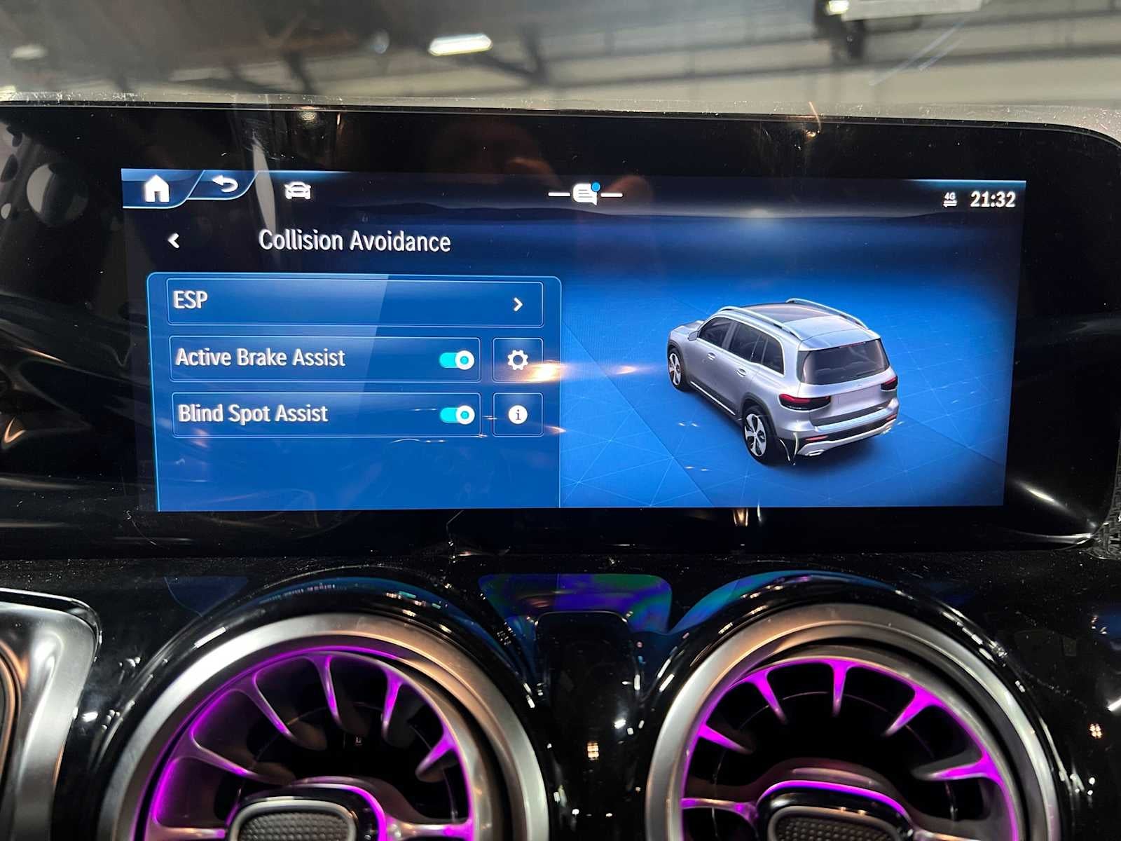 2026 Mercedes-Benz GLB 250 4MATIC® SUV