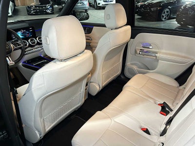 2025 Mercedes-Benz GLB 250 4MATIC® SUV