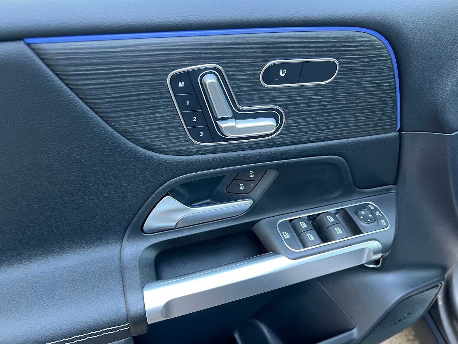 2026 Mercedes-Benz GLB 250 4MATIC® SUV
