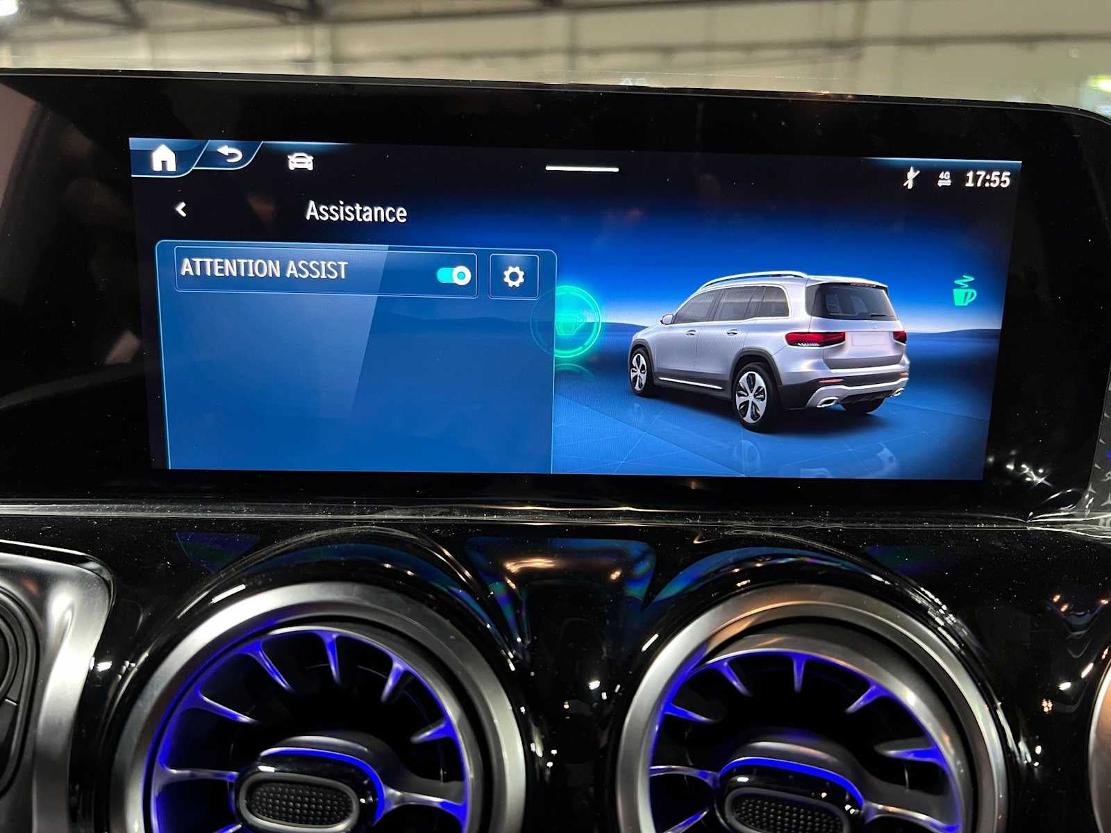 2026 Mercedes-Benz GLB 250 4MATIC® SUV