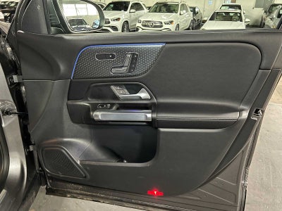 2025 Mercedes-Benz GLB 250 4MATIC® SUV