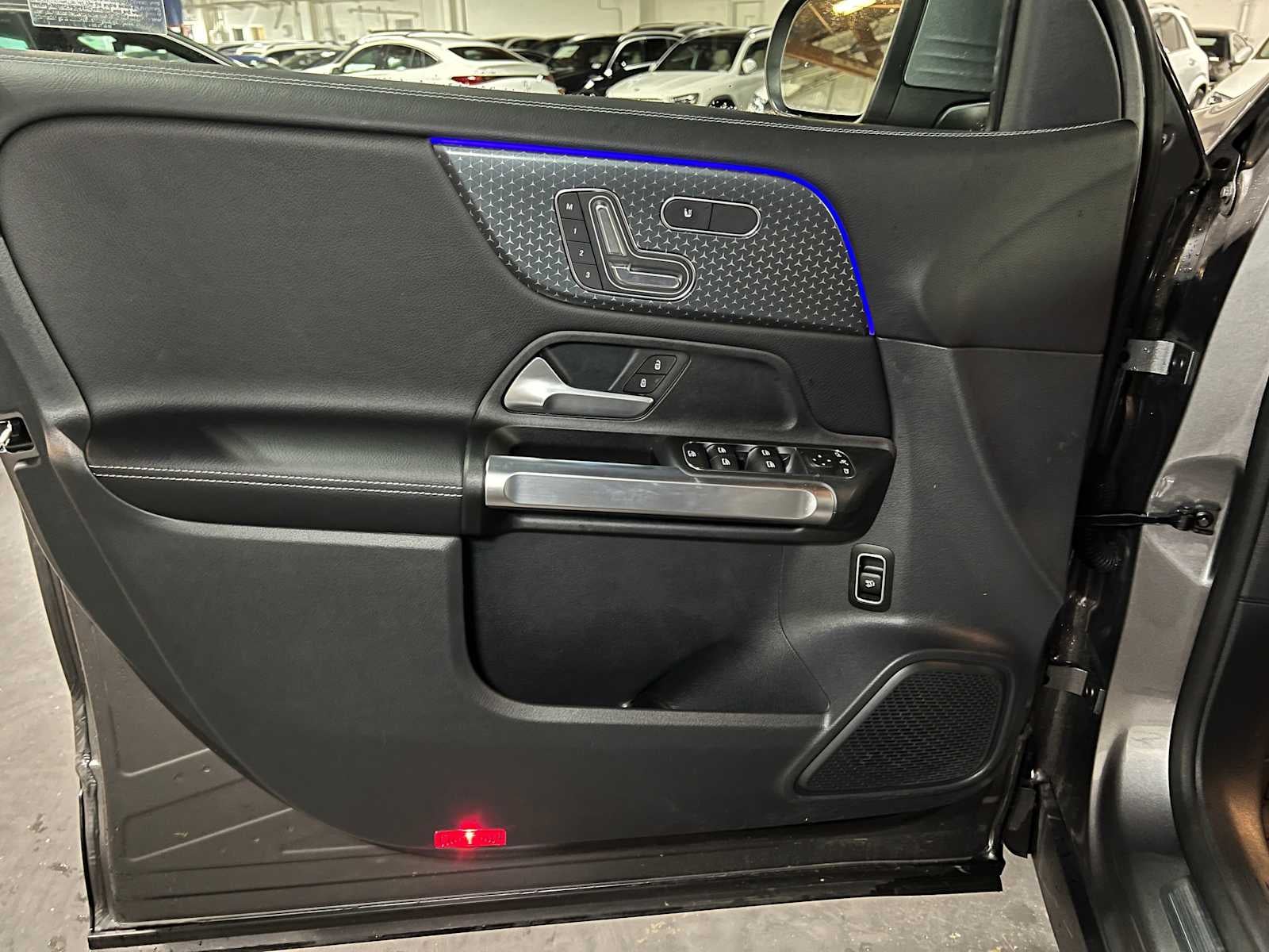 2025 Mercedes-Benz GLB 250 4MATIC® SUV