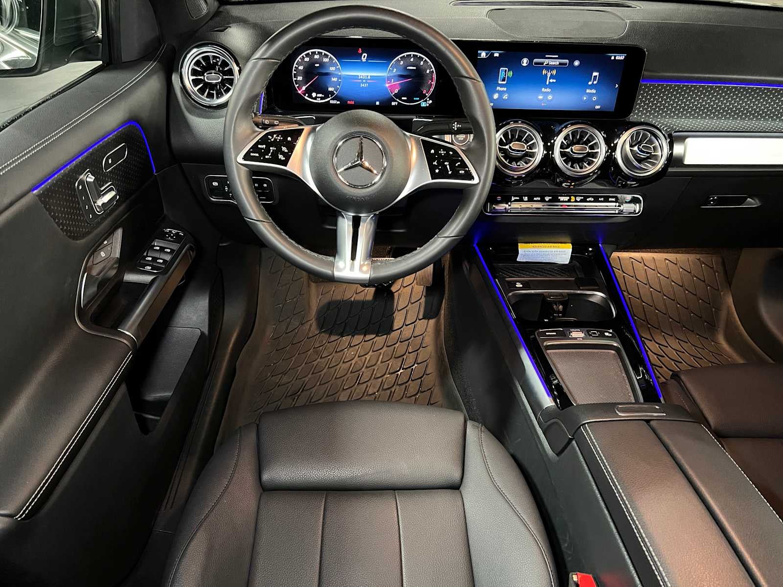 2025 Mercedes-Benz GLB 250 4MATIC® SUV