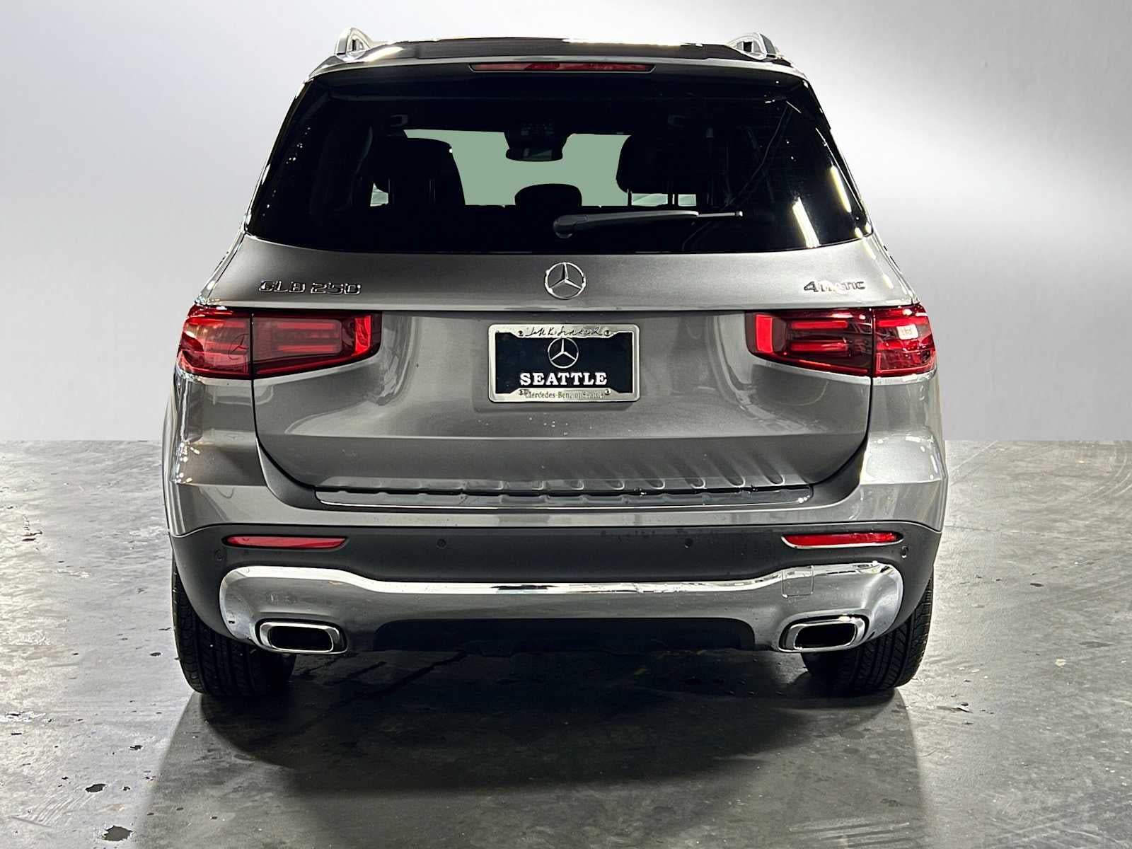 2025 Mercedes-Benz GLB 250 4MATIC® SUV