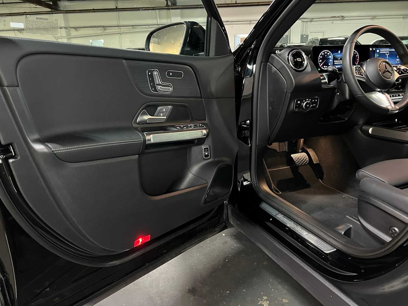 2026 Mercedes-Benz GLB 250 4MATIC® SUV