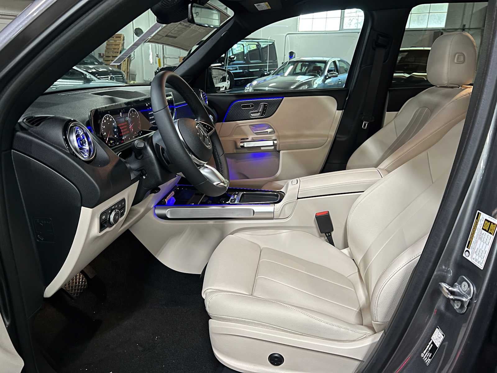 2026 Mercedes-Benz GLB 250 4MATIC® SUV