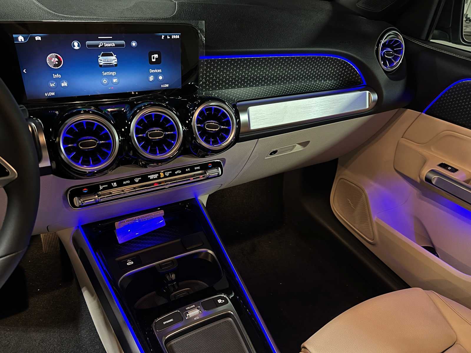 2026 Mercedes-Benz GLB 250 4MATIC® SUV