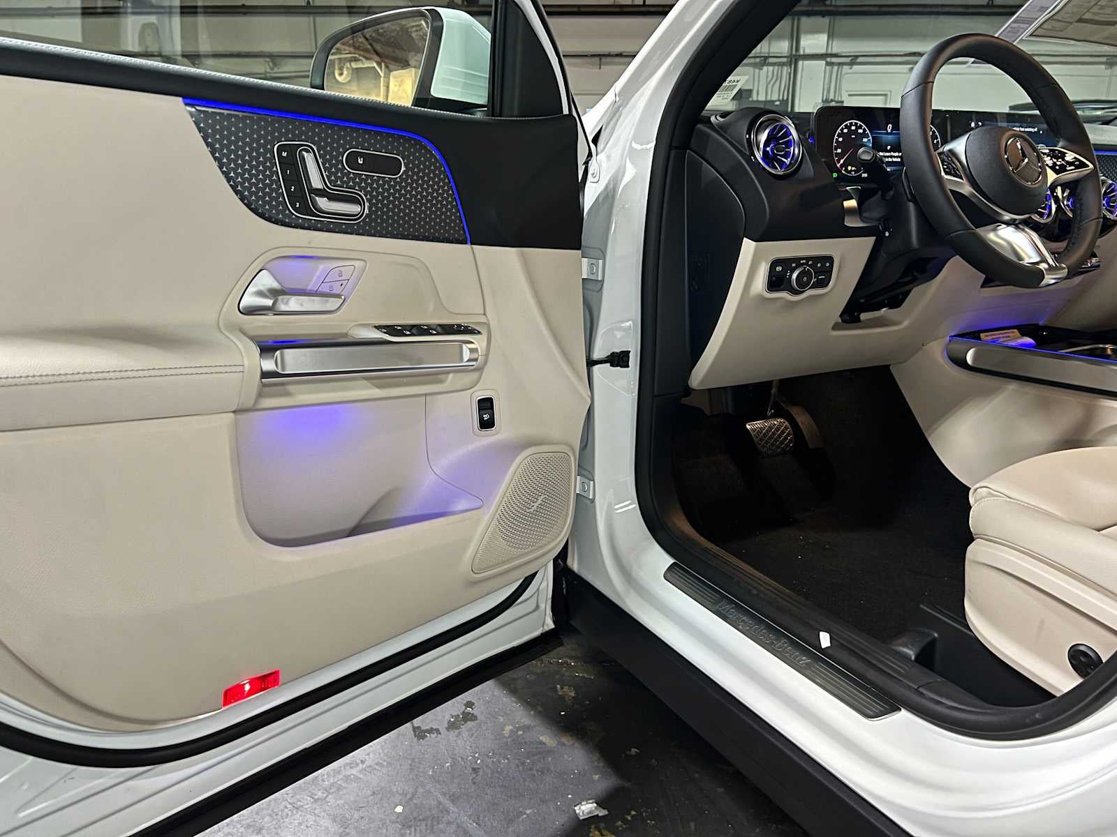 2026 Mercedes-Benz GLB 250 4MATIC® SUV