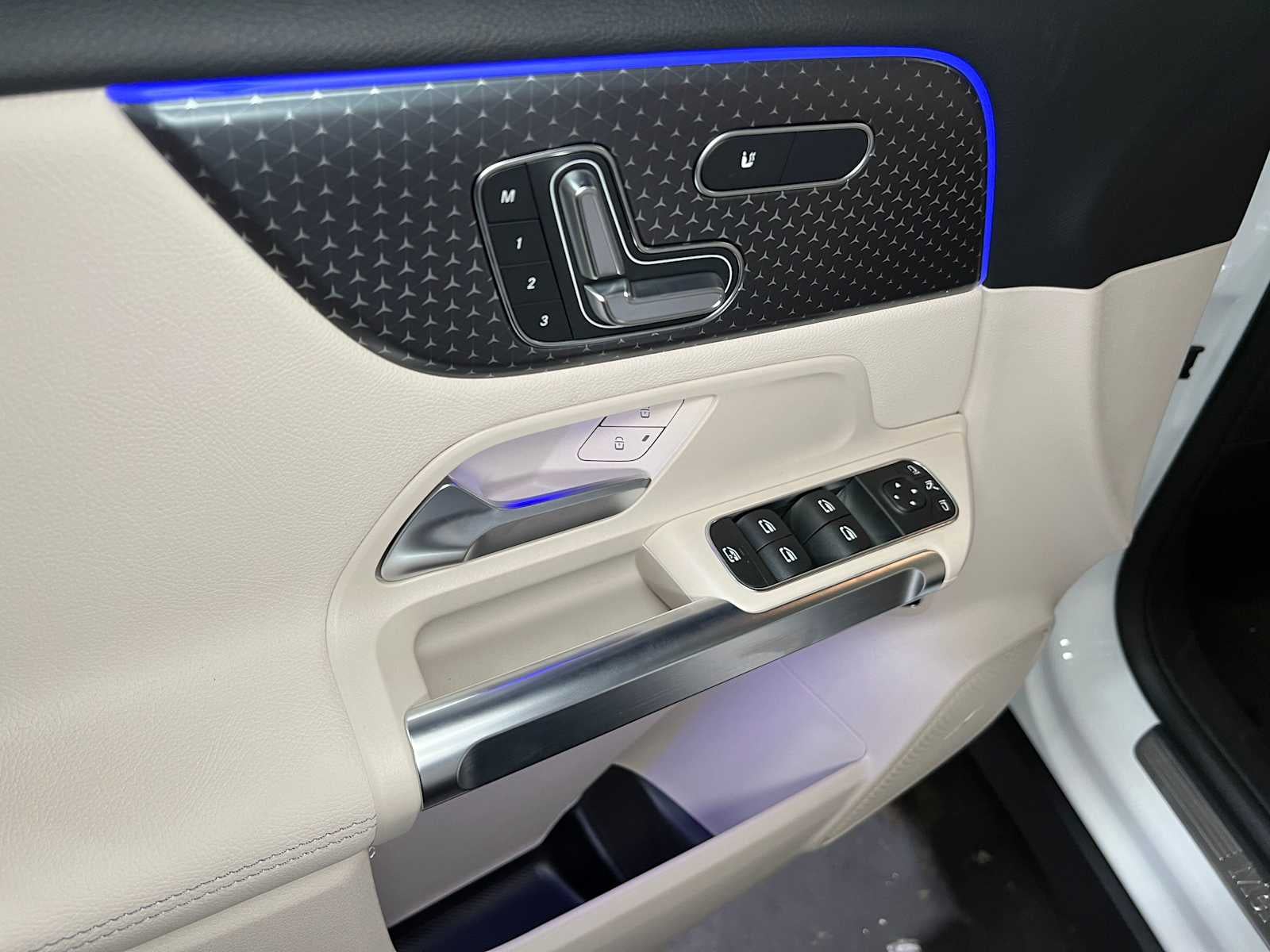 2026 Mercedes-Benz GLB 250 4MATIC® SUV