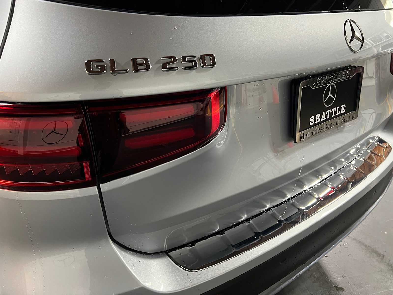 2026 Mercedes-Benz GLB 250 4MATIC® SUV