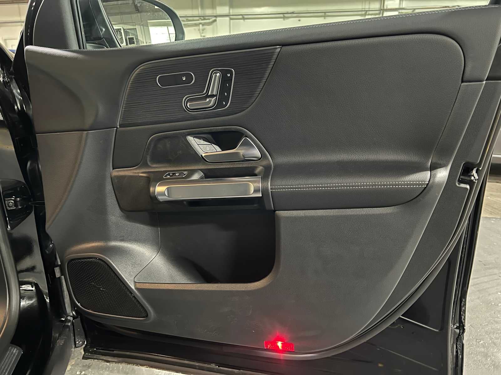 2026 Mercedes-Benz GLB 250 4MATIC® SUV