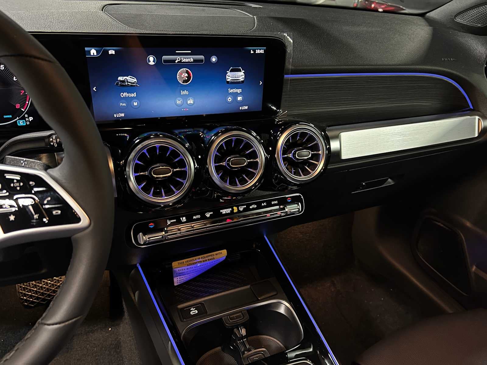 2026 Mercedes-Benz GLB 250 4MATIC® SUV