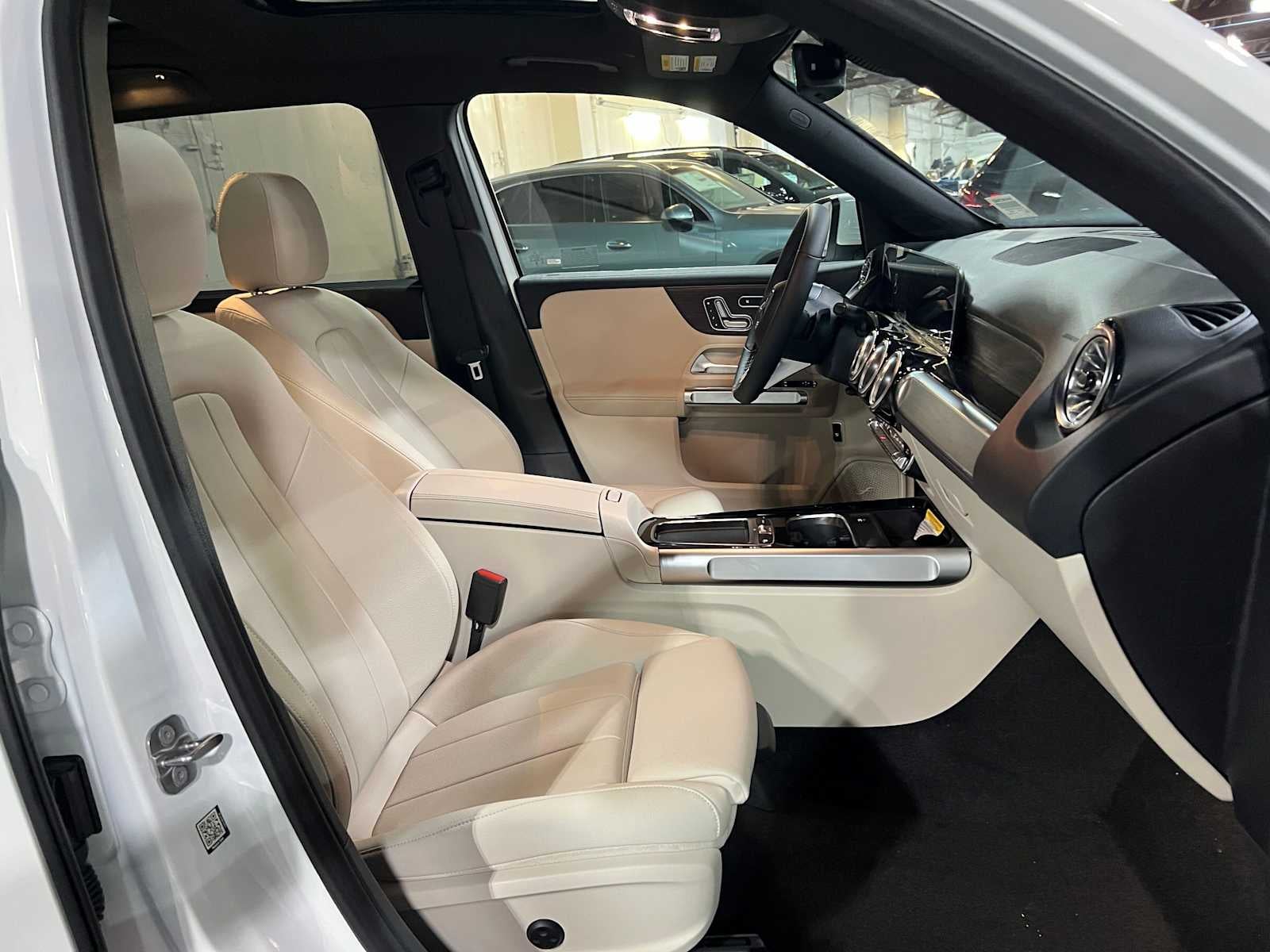 2026 Mercedes-Benz GLB 250 4MATIC® SUV