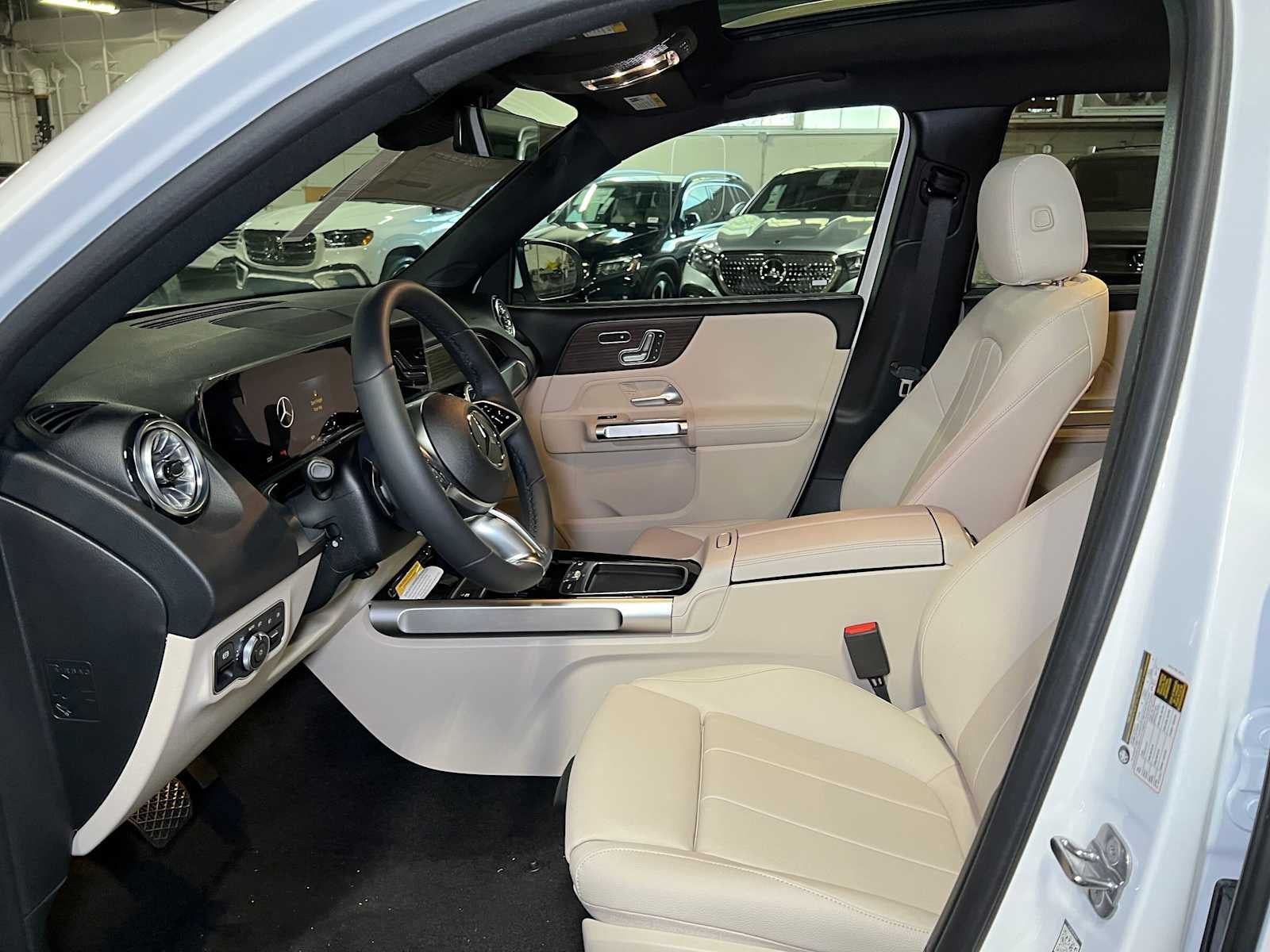 2026 Mercedes-Benz GLB 250 4MATIC® SUV
