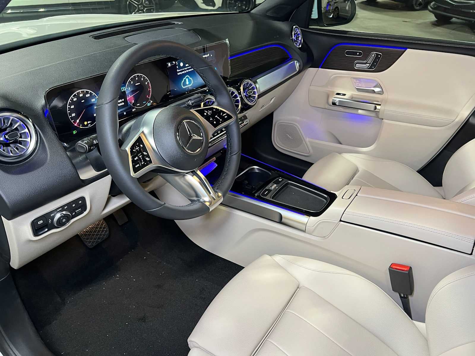 2026 Mercedes-Benz GLB 250 4MATIC® SUV