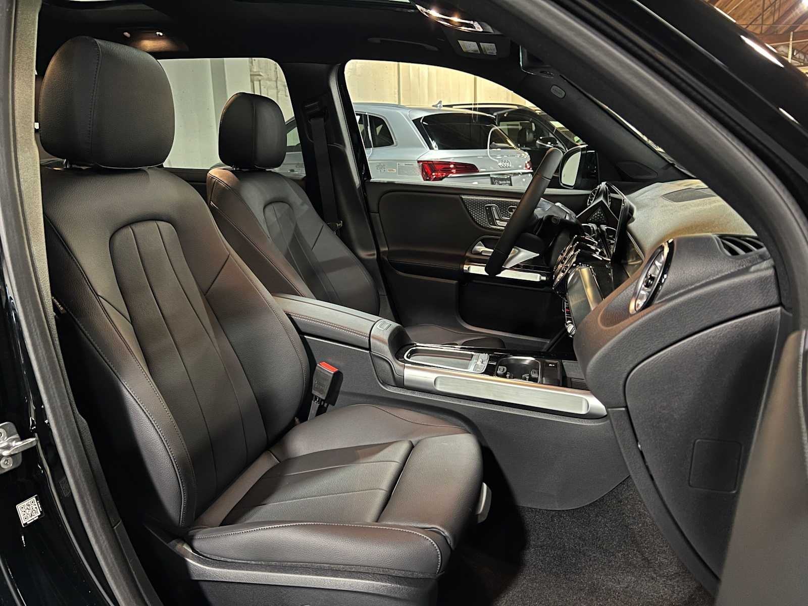 2026 Mercedes-Benz GLB 250 4MATIC® SUV