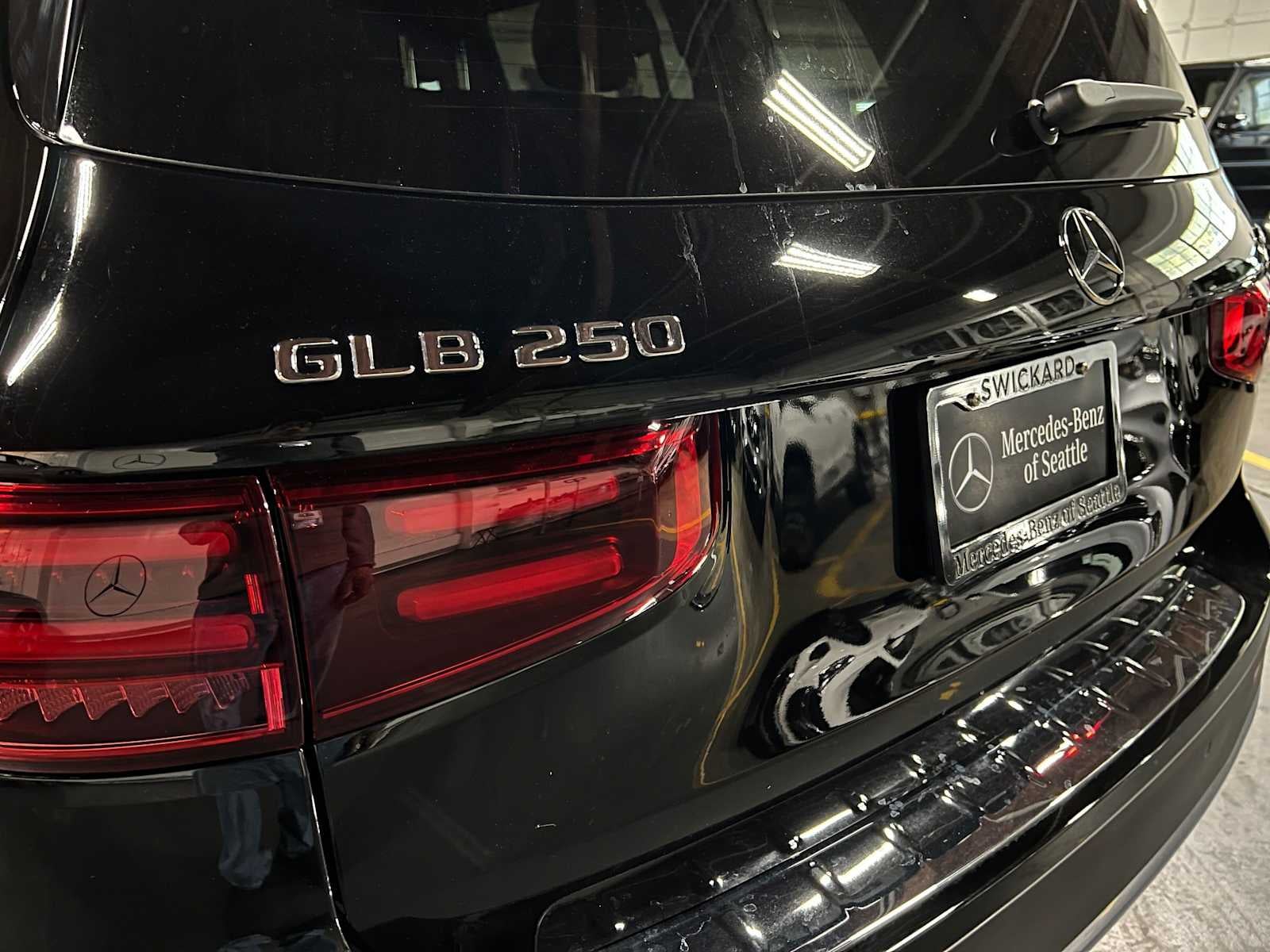 2026 Mercedes-Benz GLB 250 4MATIC® SUV