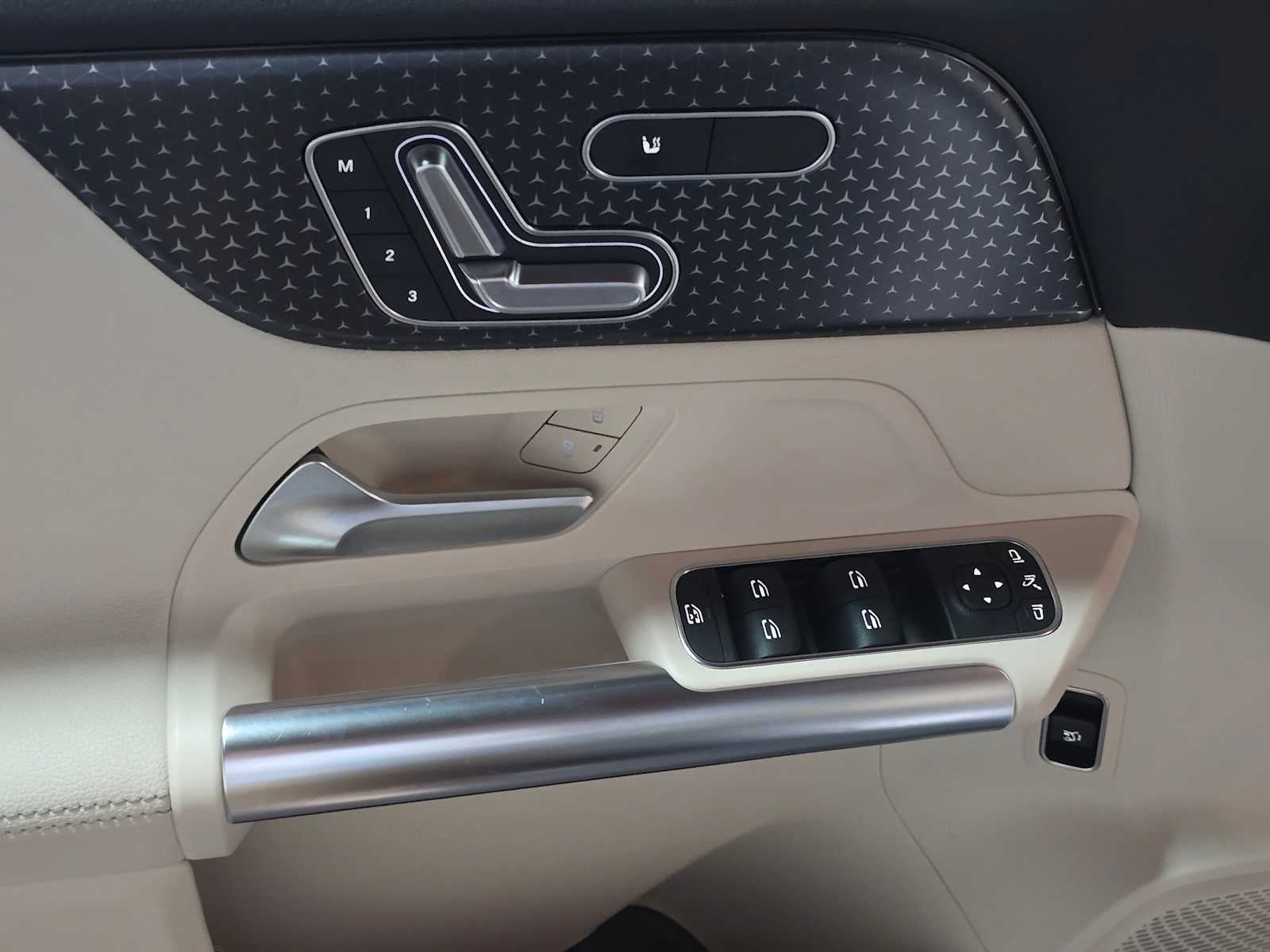 2026 Mercedes-Benz GLA 250 4MATIC® SUV
