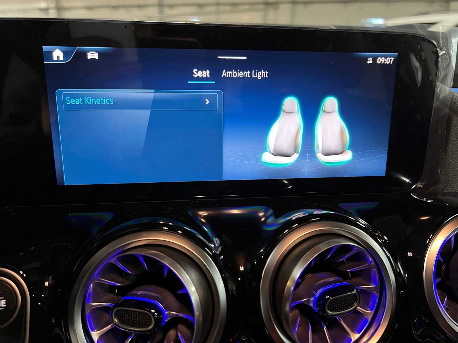 2026 Mercedes-Benz GLA 250 4MATIC® SUV