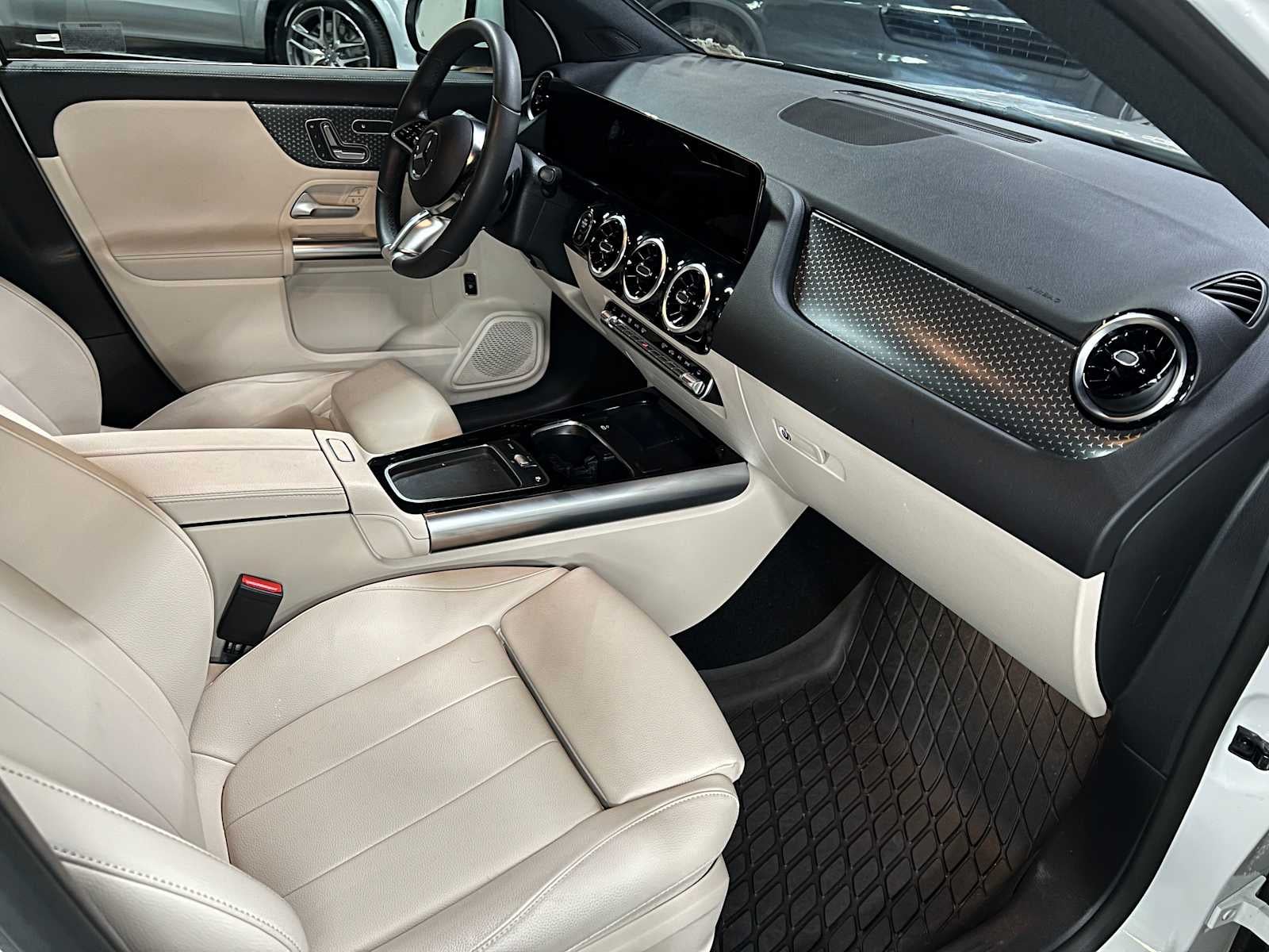 2026 Mercedes-Benz GLA 250 4MATIC® SUV