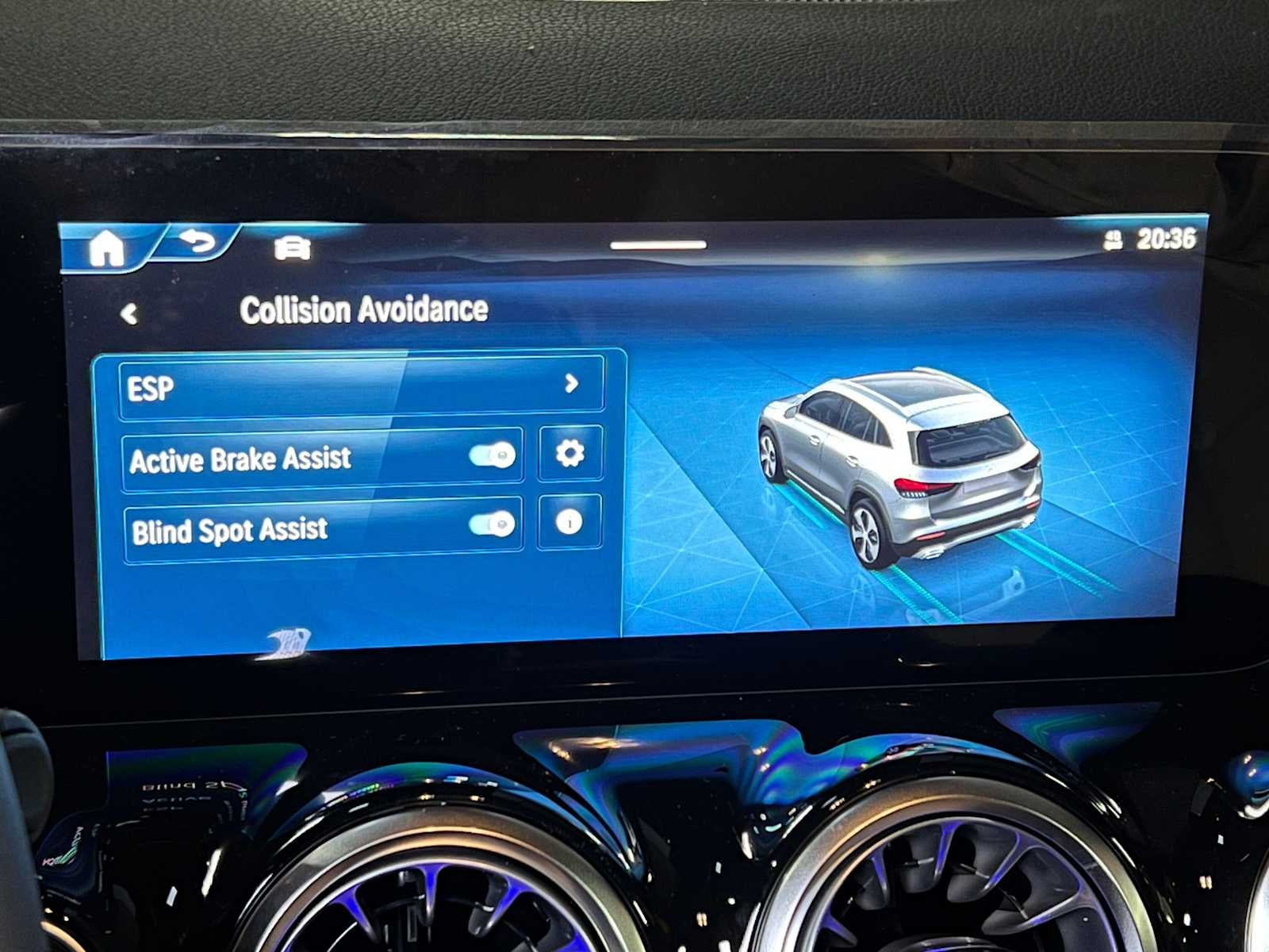 2026 Mercedes-Benz GLA 250 4MATIC® SUV