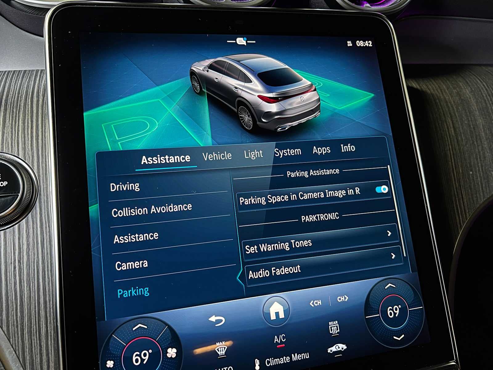 2025 Mercedes-Benz GLC GLC 300