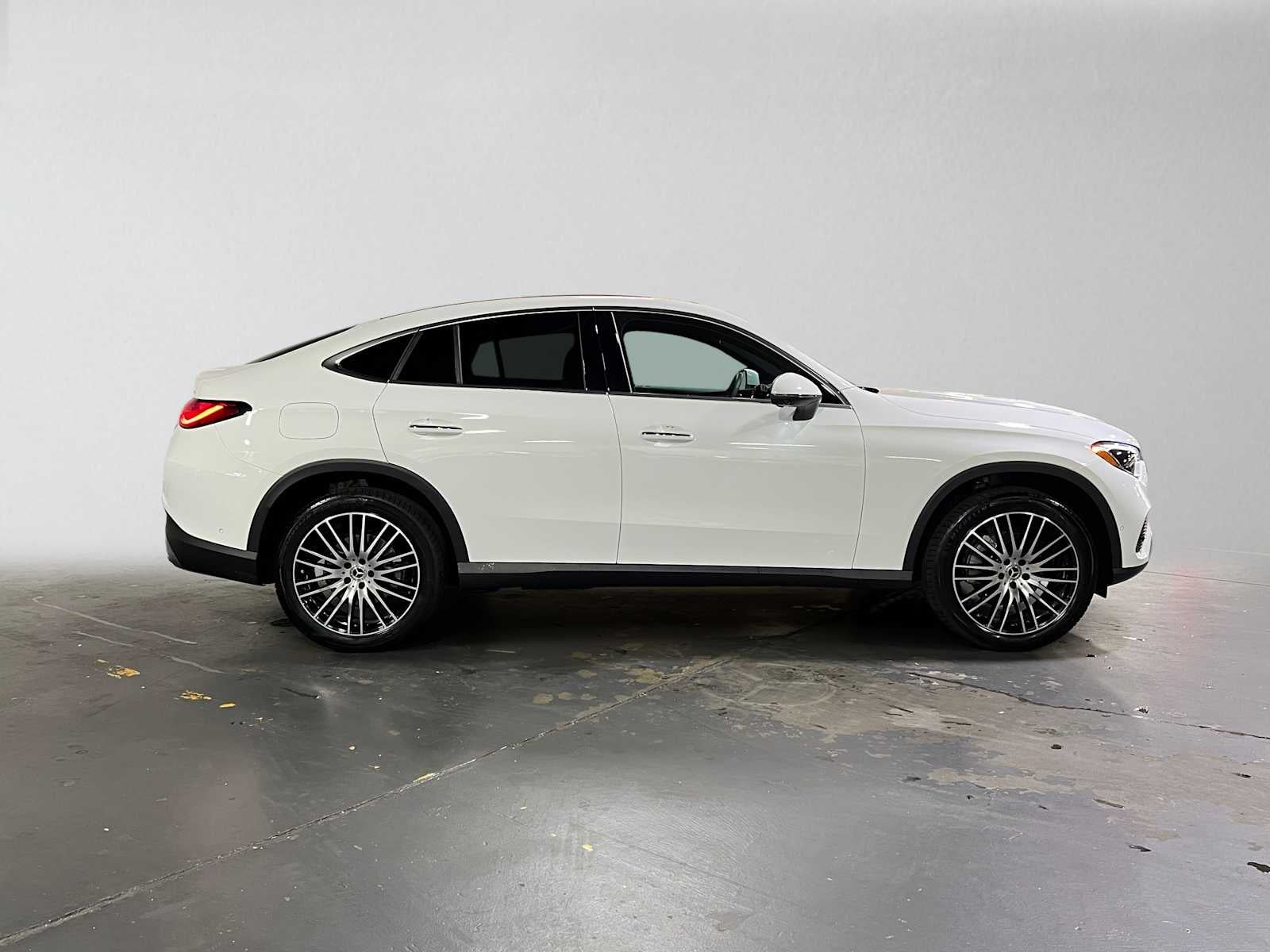 2026 Mercedes-Benz GLC 300 4MATIC® Coupe