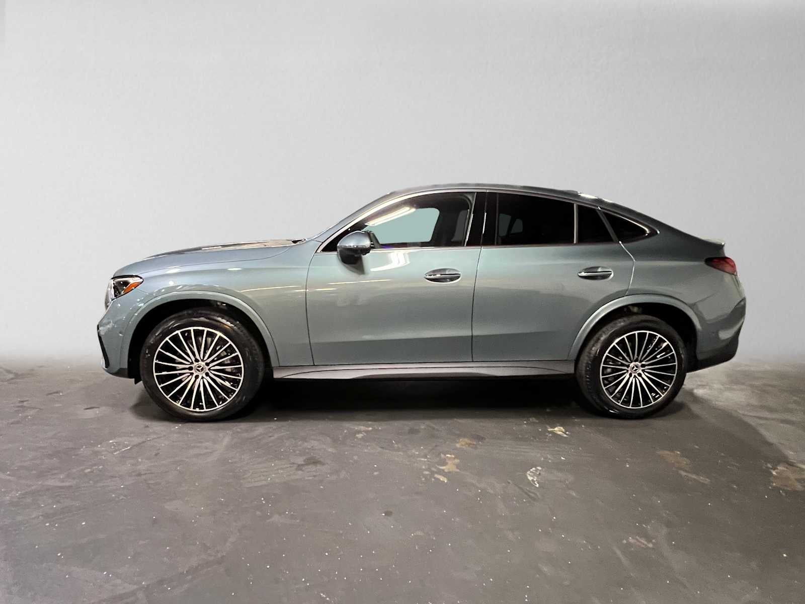 2027 Mercedes-Benz GLC 300 4MATIC® Coupe