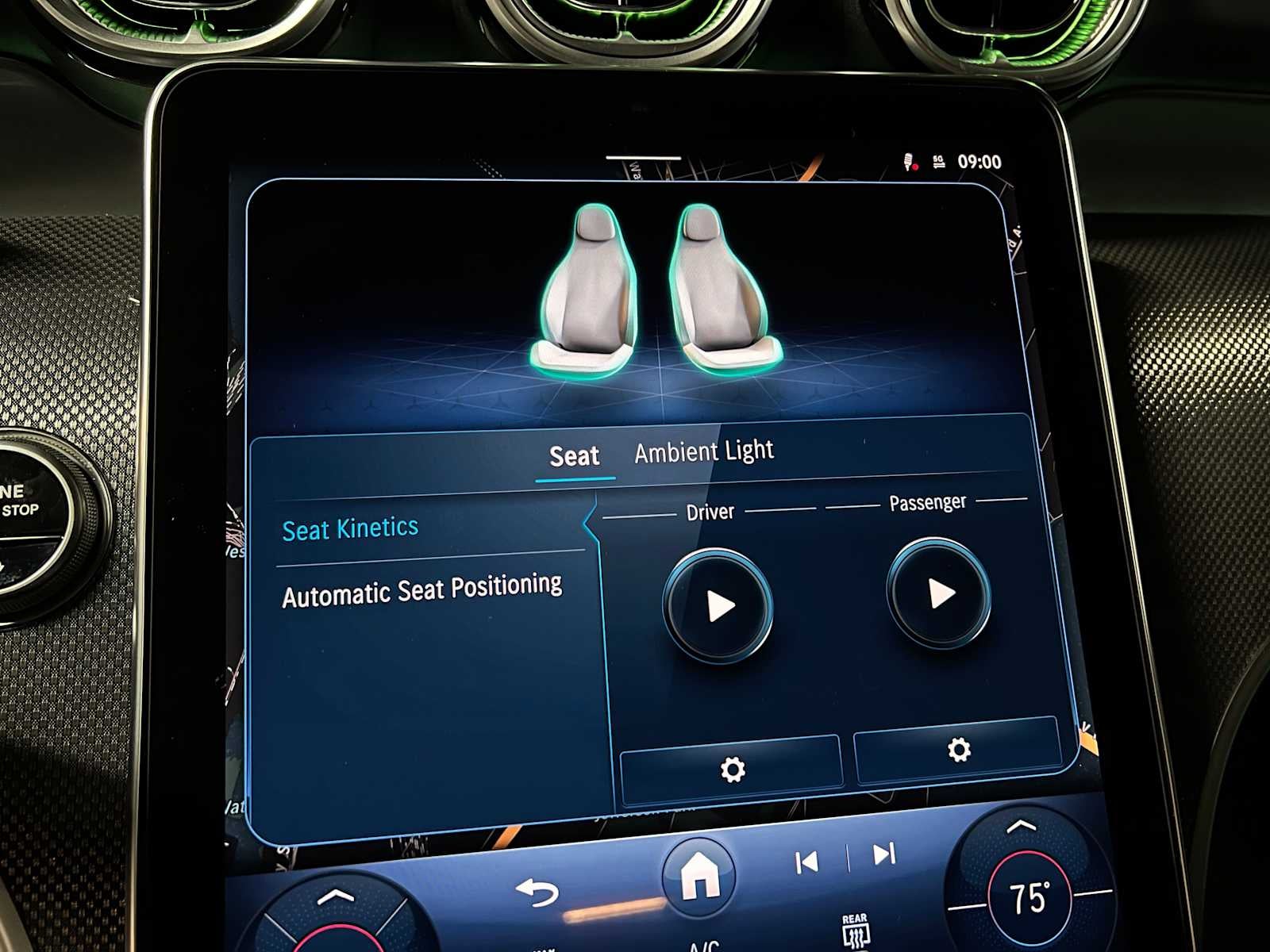 2025 Mercedes-Benz GLC GLC 300