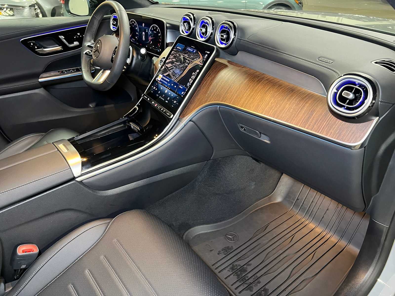 2025 Mercedes-Benz GLC GLC 300