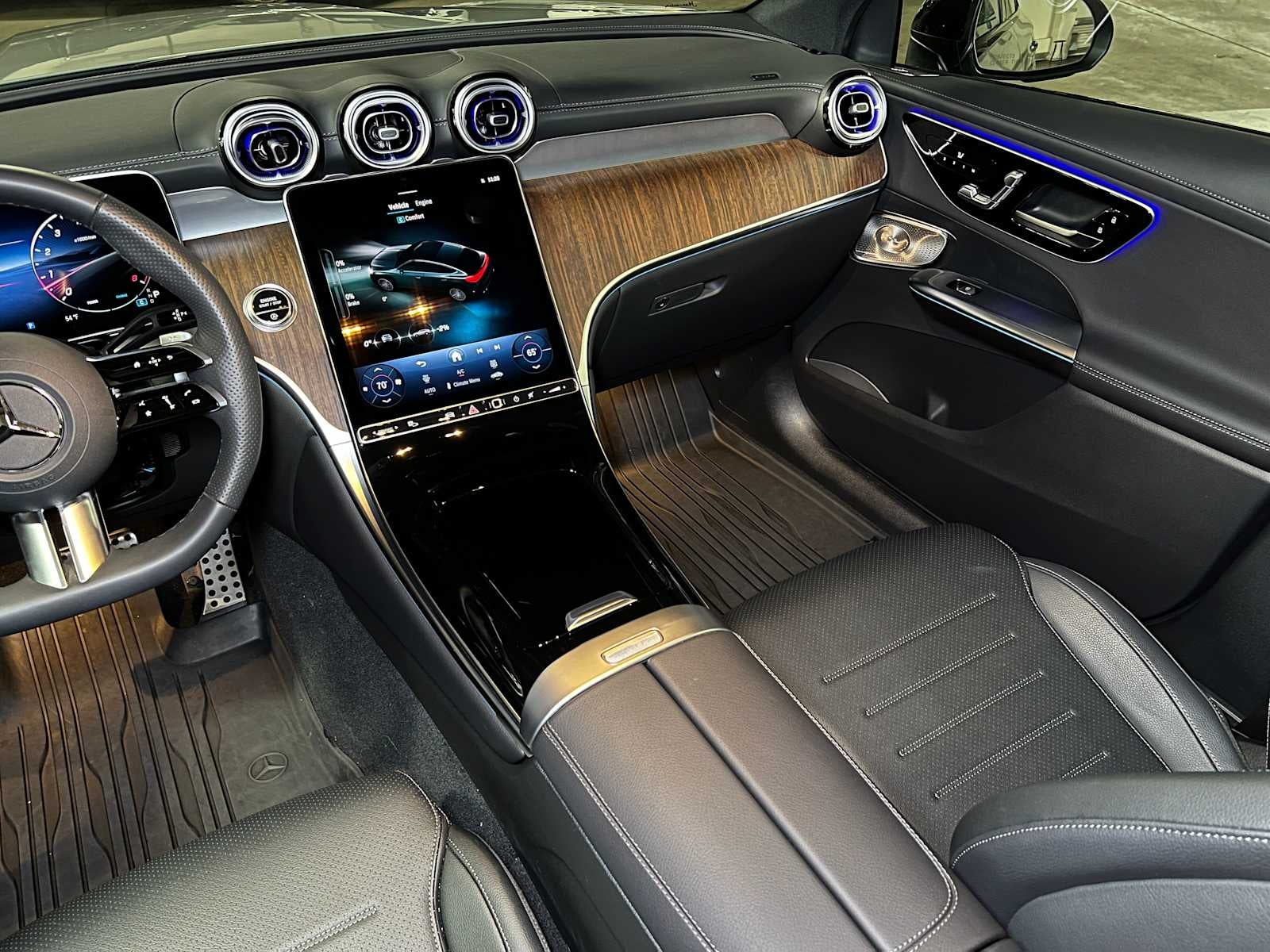 2025 Mercedes-Benz GLC GLC 300