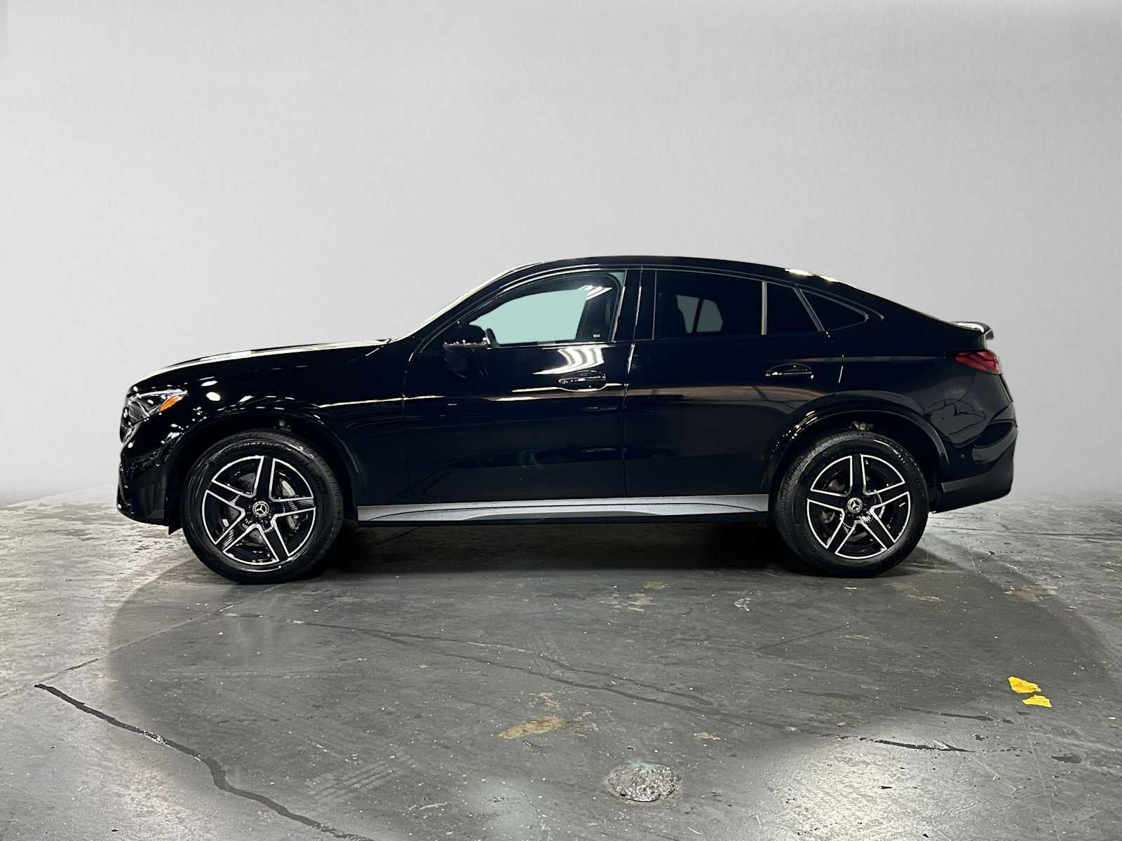 2027 Mercedes-Benz GLC 300 4MATIC® Coupe