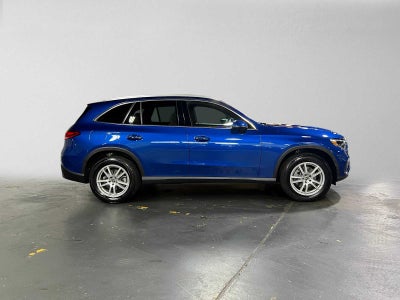 2025 Mercedes-Benz GLC 300 SUV
