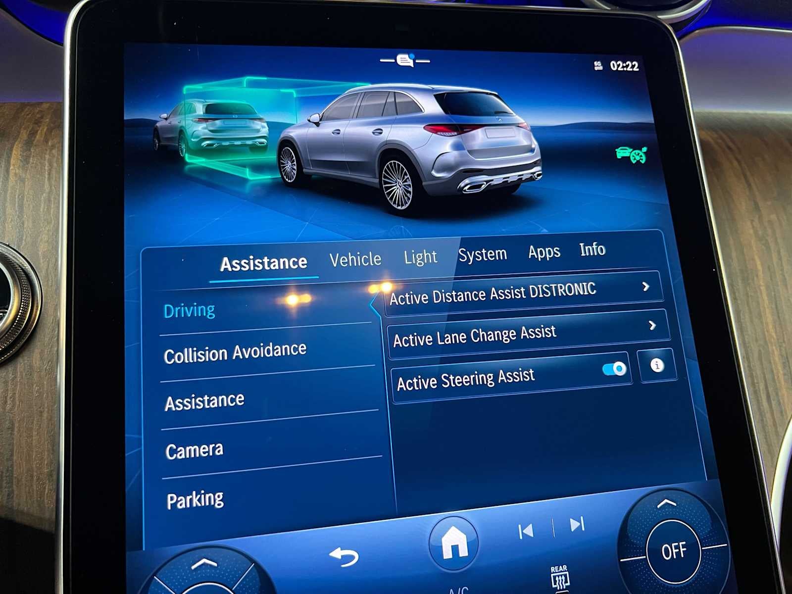 2025 Mercedes-Benz GLC 300 SUV