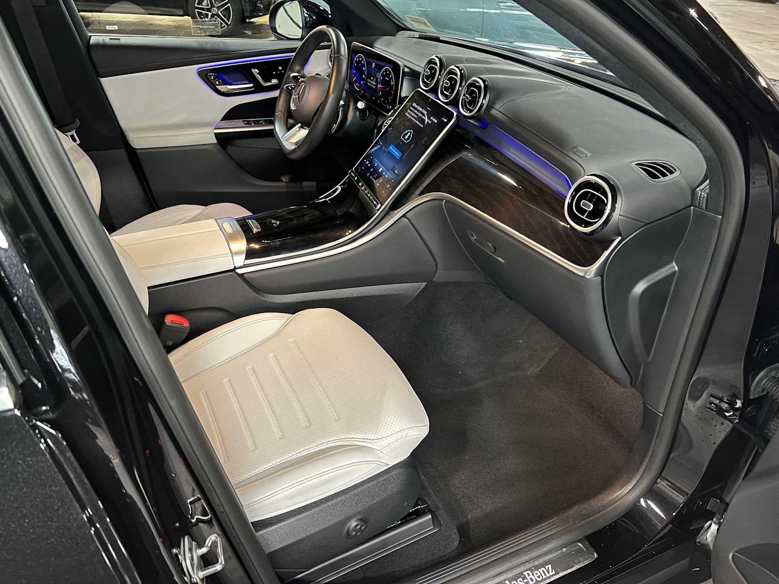 2024 Mercedes-Benz GLC 300 4MATIC® SUV