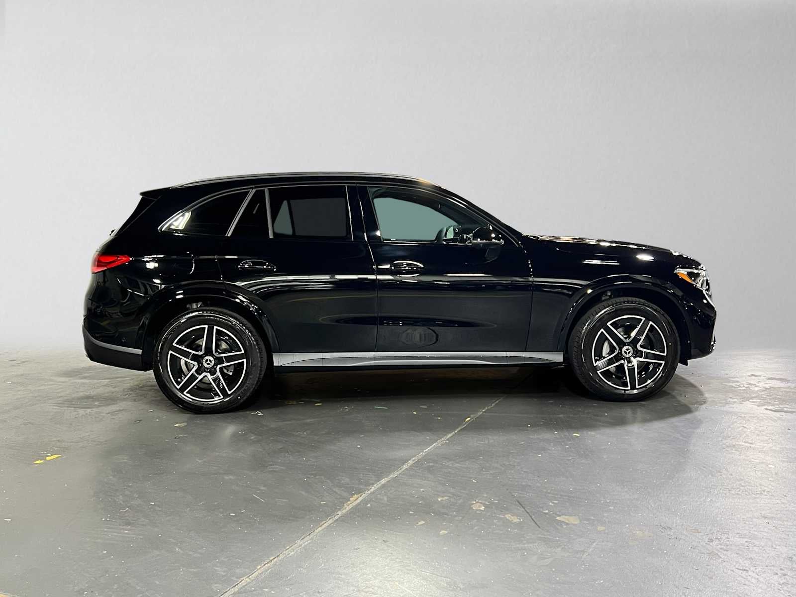 2027 Mercedes-Benz GLC 300 4MATIC® SUV