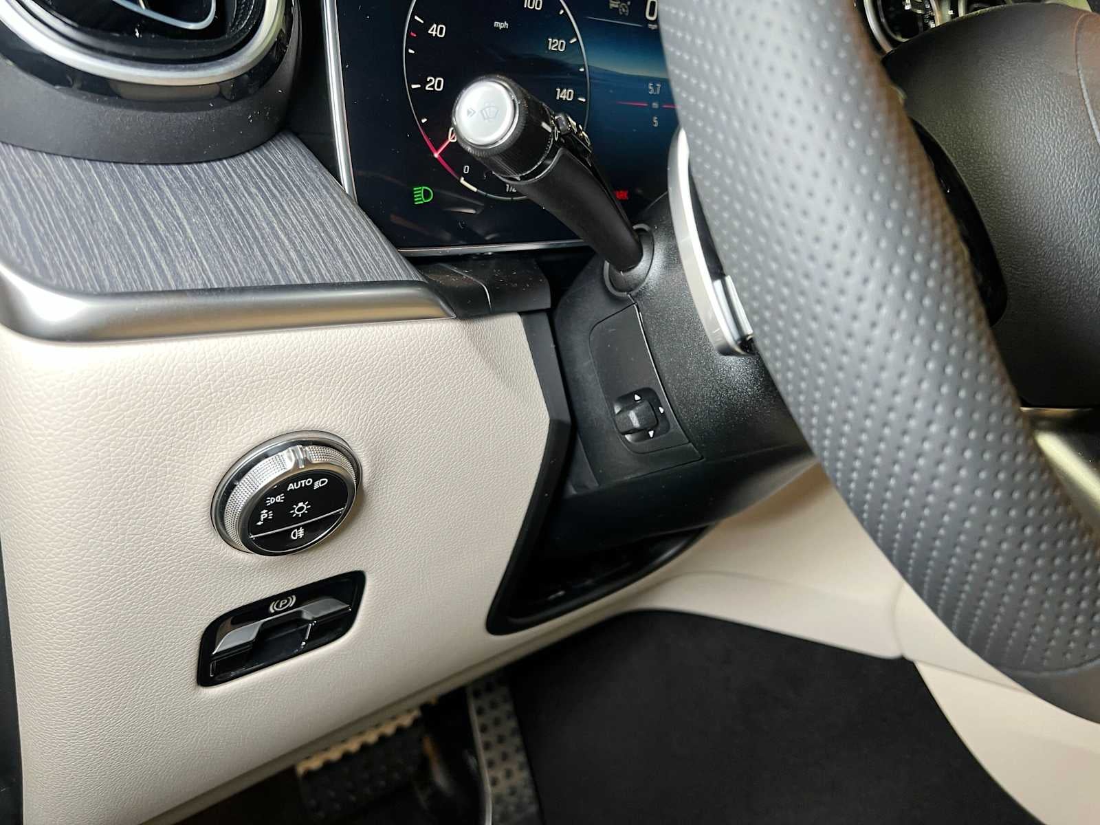 2027 Mercedes-Benz GLC 300 4MATIC® SUV