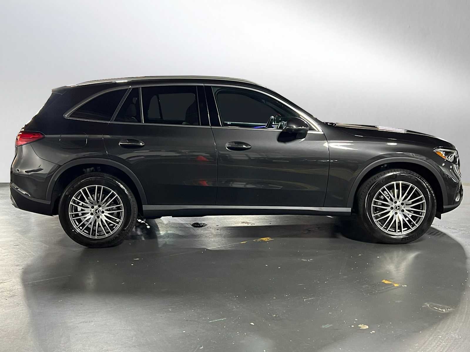 2025 Mercedes-Benz GLC GLC 300