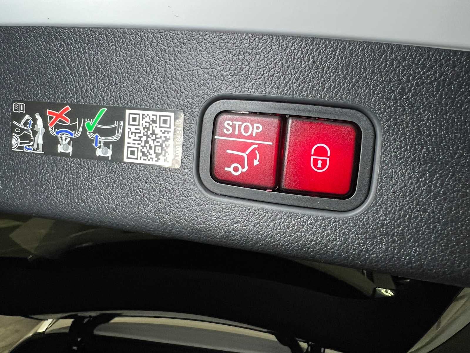 2025 Mercedes-Benz GLC GLC 300