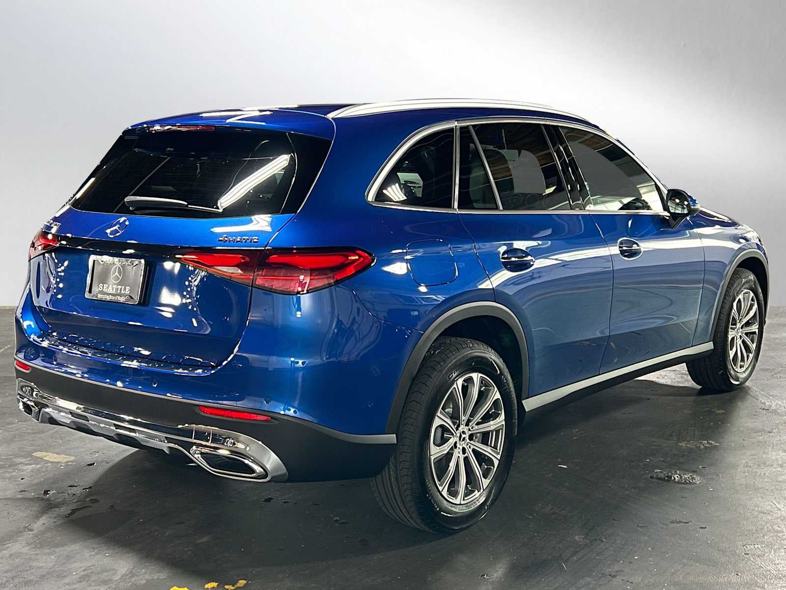 2025 Mercedes-Benz GLC GLC 300