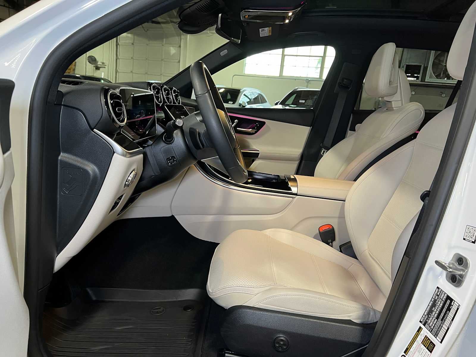 2025 Mercedes-Benz GLC GLC 300