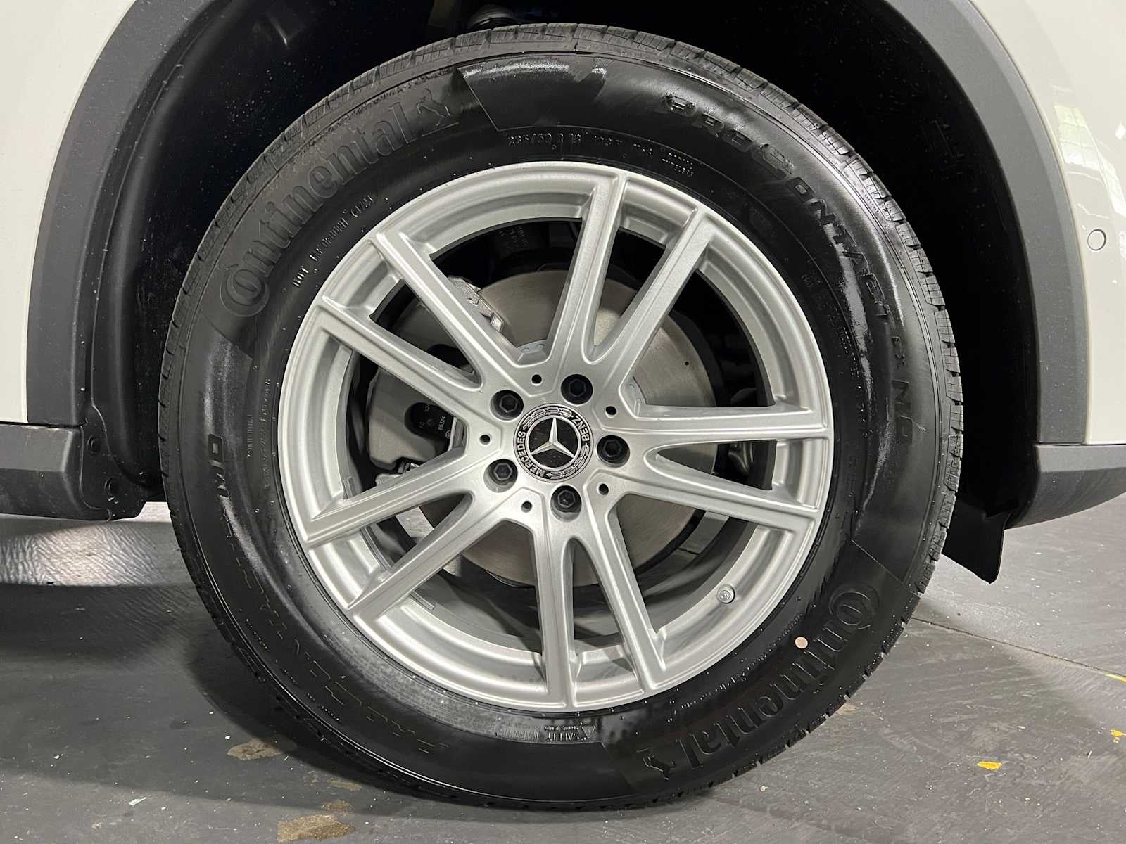 2025 Mercedes-Benz GLC GLC 300