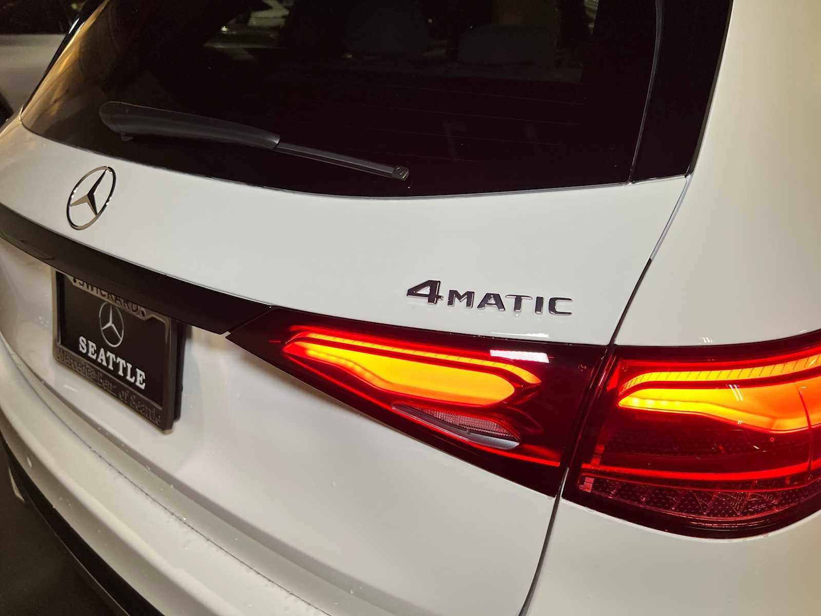 2026 Mercedes-Benz GLC 300 4MATIC® SUV