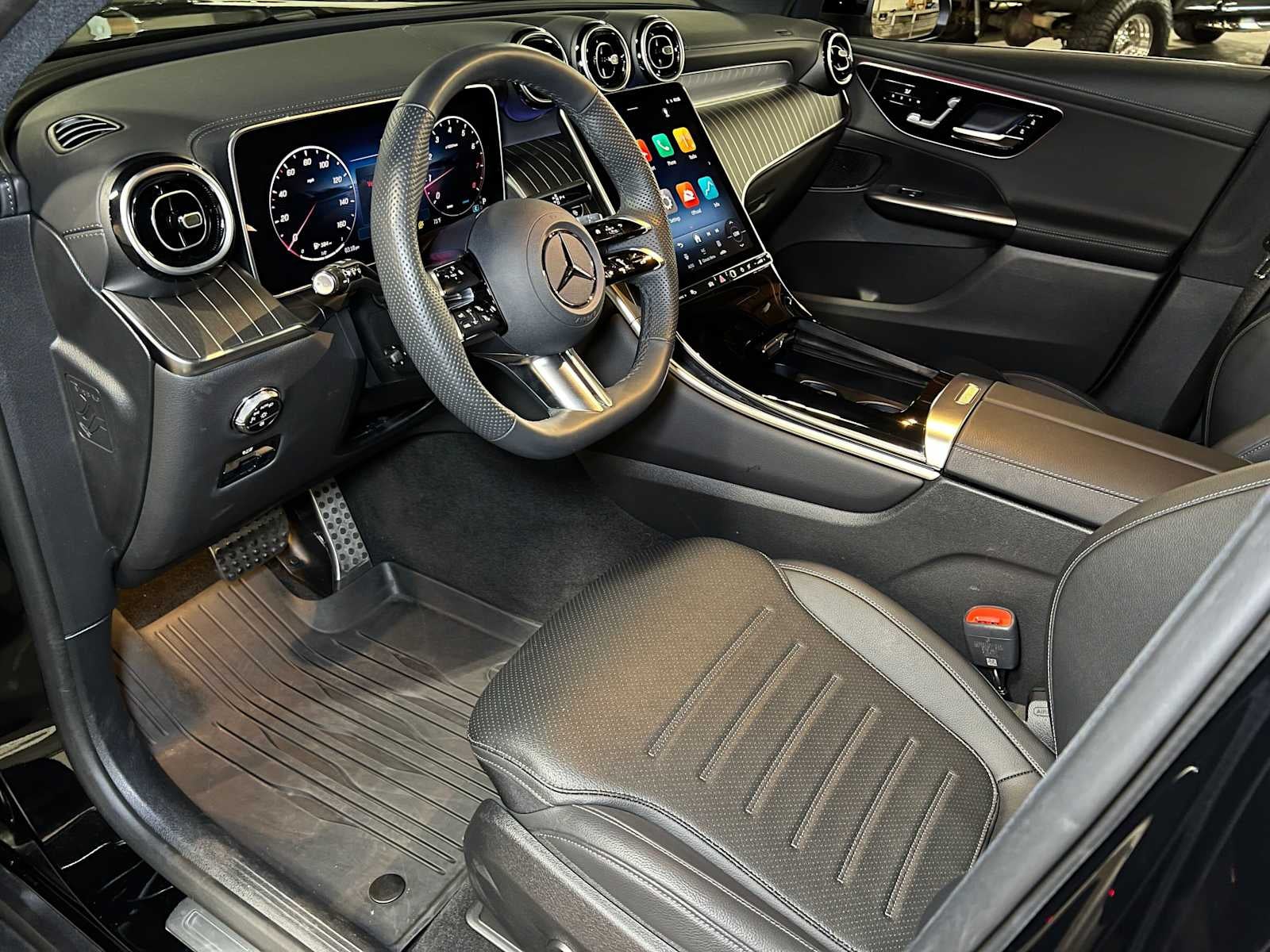 2026 Mercedes-Benz GLC 300 4MATIC® SUV