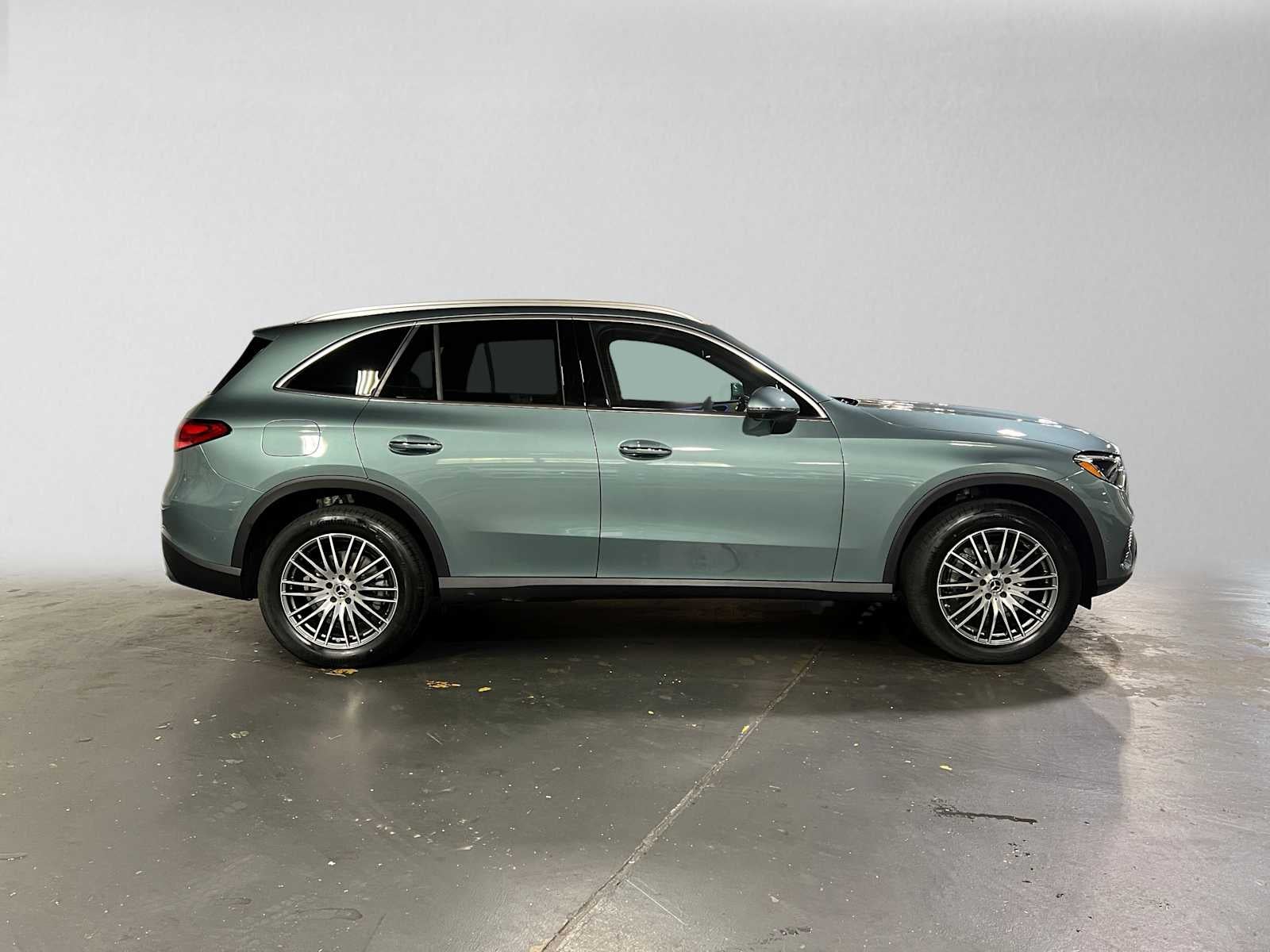 2027 Mercedes-Benz GLC 300 4MATIC® SUV