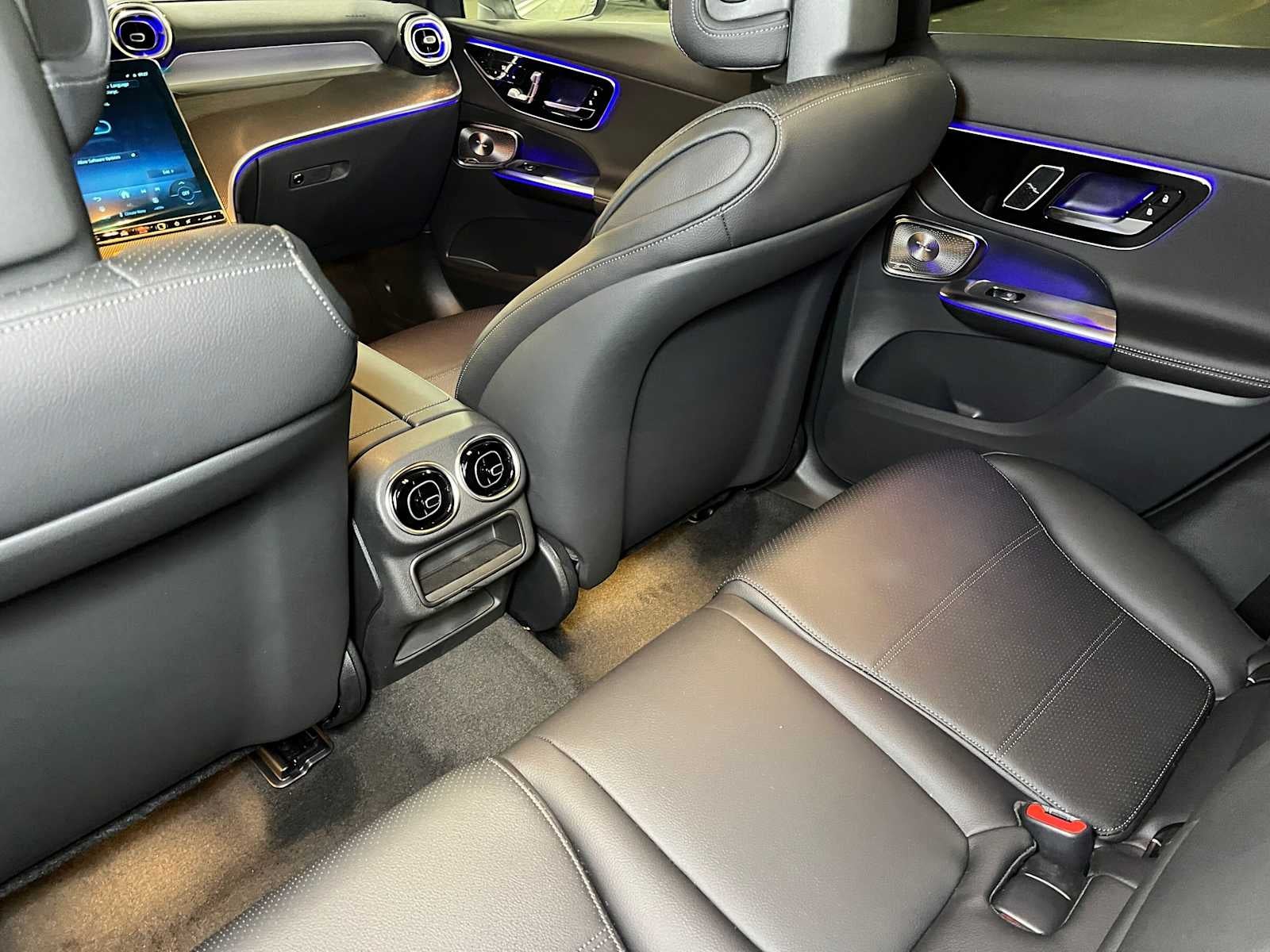 2027 Mercedes-Benz GLC 300 4MATIC® SUV