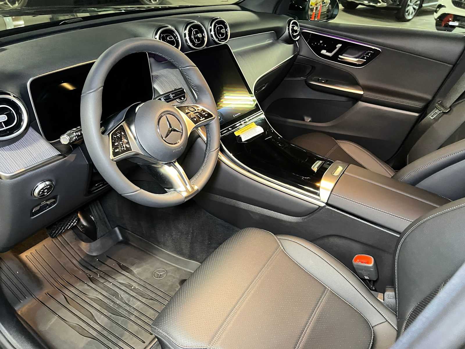 2026 Mercedes-Benz GLC 300 4MATIC® SUV