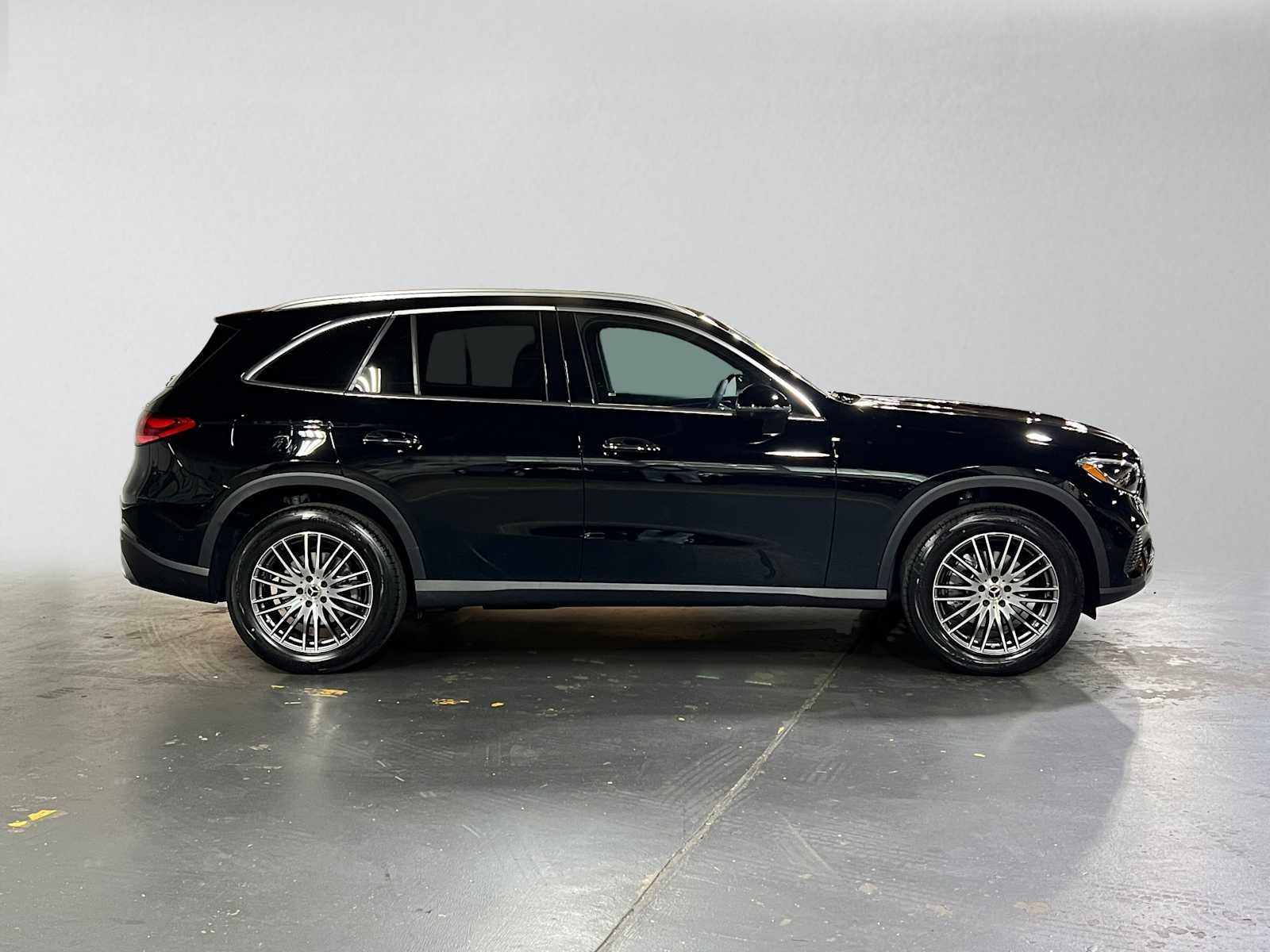 2027 Mercedes-Benz GLC 300 4MATIC® SUV