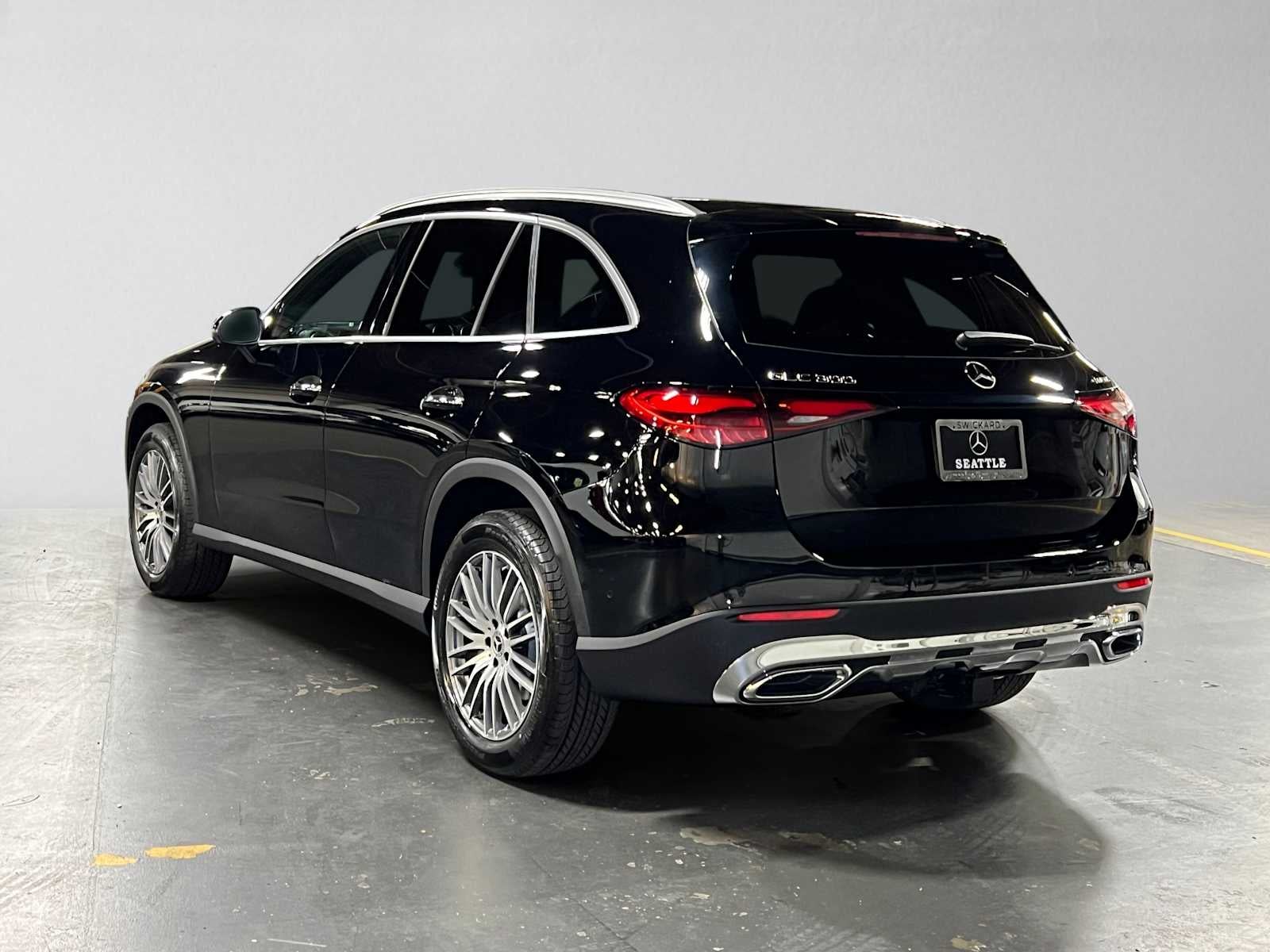 2027 Mercedes-Benz GLC 300 4MATIC® SUV