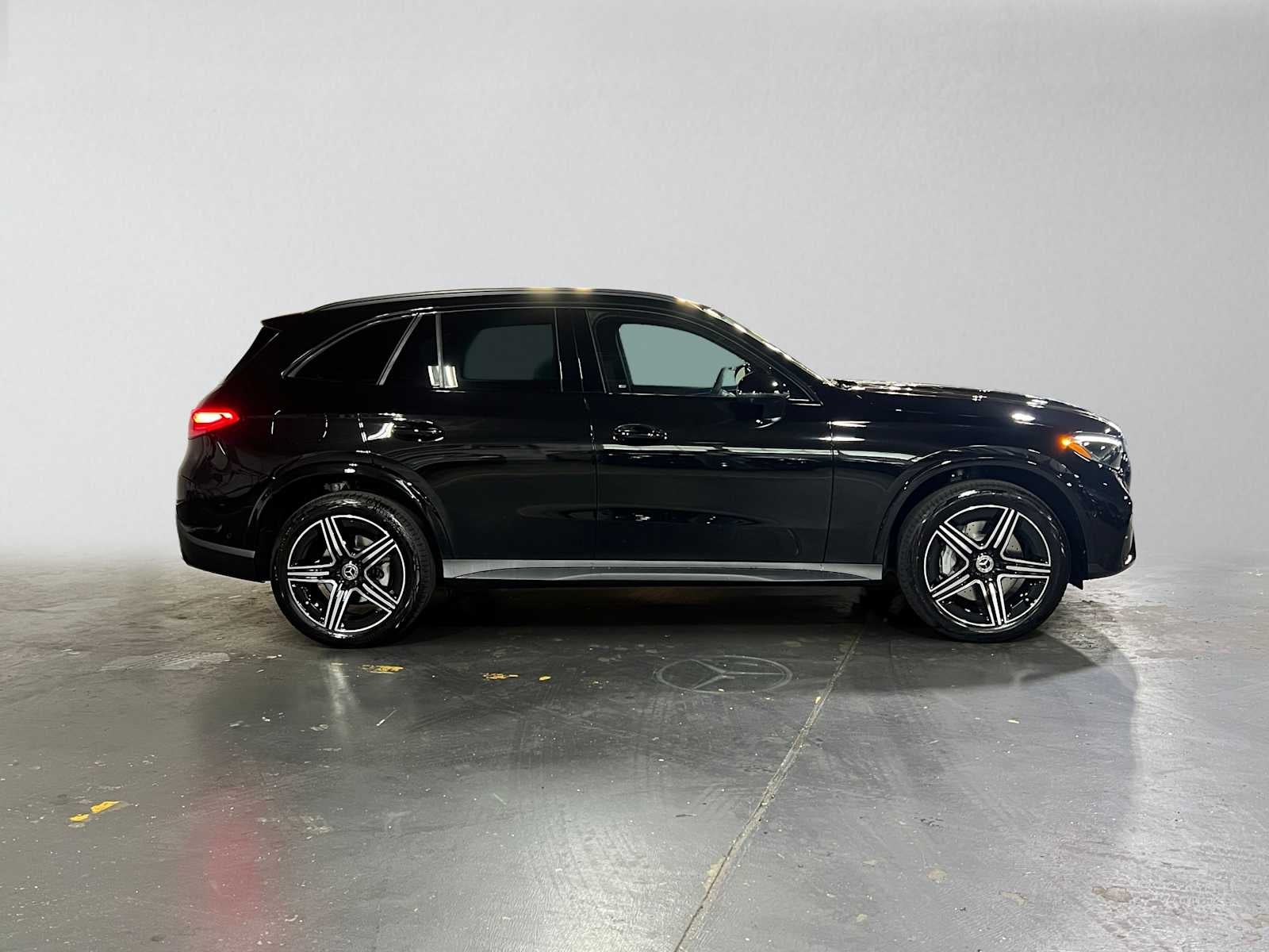 2027 Mercedes-Benz GLC 300 4MATIC® SUV